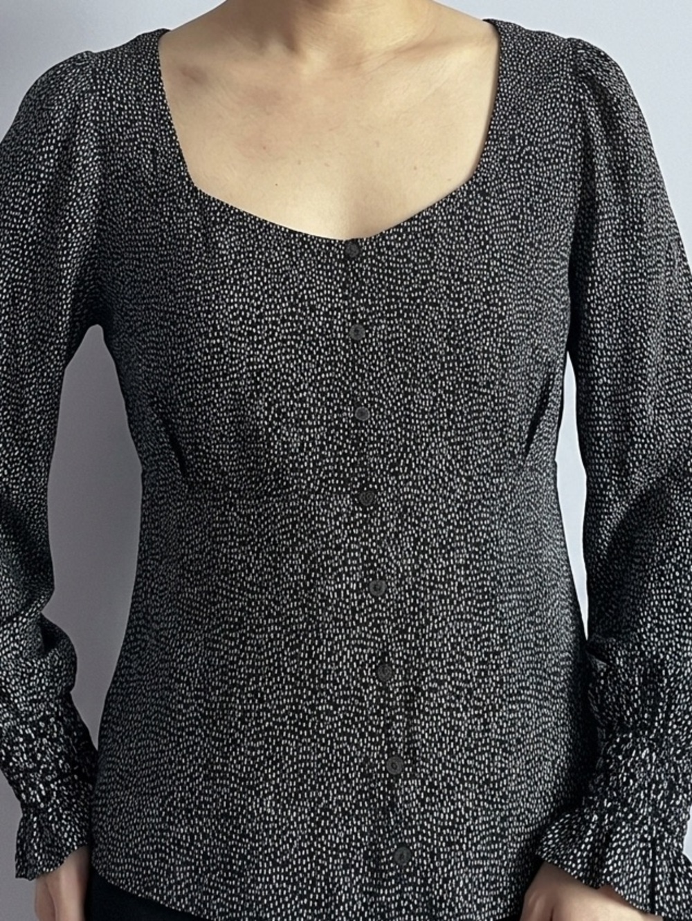LOFT Black and White Flecked Button Front Peasant Top Size Large